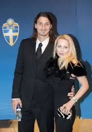 The term to zlatan has also been. Manchester United Zlatan Ibrahimovic Hat Typisches Weihnachtsgeschenk Fur Ehefrau Helena Seger Express De