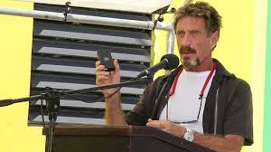 В испанском минюсте подтвердили смерть макафи. Girls Guns And Yoga John Mcafee S Odd Life