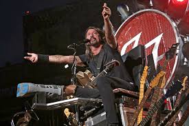 Namely, of not having enough genuinely great songs to go the distance. Foo Fighters New York Concert 7 Best Moments Ew Com