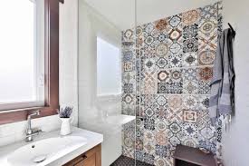 Use them to your advantage instead with clever walk in shower designs. 28 Small Bathroom Ideas With A Shower Photos