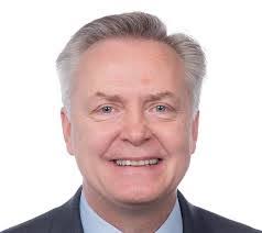 Linda Sykora's Instagram, Twitter & Facebook