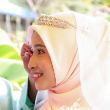 Nk tips tk?Ramai y taya sy iphone import set nie cam mane? So, baca sampai  habis ye.. . . IPHONE MODEL REGION: . Code Region AB Egypt, Jordan, Saudi  Arabia, United Arab