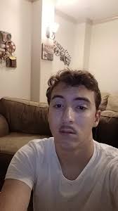 Austin Roach (@buildmawalls)