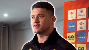 'If you wouldn't get up for it, THEN YOU SHOULDN'T BE PLAYING!'