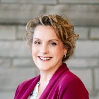 Emily Thibodeaux's Instagram, Twitter & Facebook