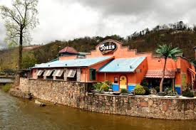 628 parkway, gatlinburg, tn 37738, usa. 15 Best Places To Eat In Gatlinburg Tn