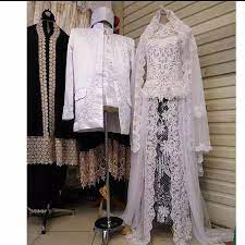 Walaupun tidak diharuskan menggunakan satu bacaan tertentu. Kebaya Pengantin Akad Baju Pengantin Hijab Dress Pengantin Akad Nikah Shopee Indonesia