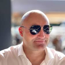 Profil untuk Roger Ness