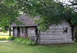 A Reconstruction Of The Little House In The Big Woods Built On Land Owned By Charles Caroline Ingalls Pa Laura Ingalls Wilder Laura Ingalls Little House