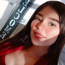 Stephanie Chaidez's Instagram, Twitter & Facebook