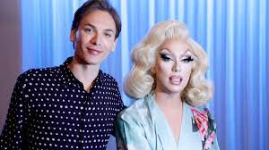 Shop the official miss fame beauty collection of lipsticks, glitters and eyeshadow palettes. Miss Fame On Twitter Oh Boy You And I Painting