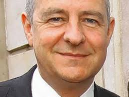 Suspended lawyer dies In Erskine Bridge plunge