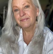 First meal of my 43rd year? Cookie butter cinnamon rolls from my friend  Brooke at Dolce Bakeshop 😋 #birthday