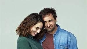 Le comédien est à l'affiche du grand bazar, la nouvelle série de m6 diffusée à partir de ce mardi 25 juin. Le Grand Bazar Sur M6 Que Pense La Presse De La Nouvelle Comedie Familiale Avec Gregory Montel News Series A La Tv Allocine