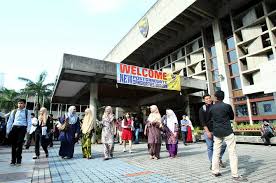 Maka inilah daftarnya yang pasti membuatmu dengan capaian riset akademik di urutan ketujuh terbaik dunia menurut the times higher education world university rankings. Lapan Universiti Tempatan Berada Kedudukan Universiti Terbaik Di Dunia News Rojak Daily