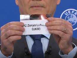 Українська команда першою створила небезпечний момент у поєдинку, проте його не реалізував аллахьяр сайядманеш — м'яч після його не. Viznachili Supernika Zori V Raundi Plej Of Ligi Yevropi Gordon