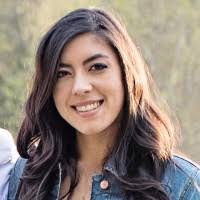 Kari Hankins's Instagram, Twitter & Facebook