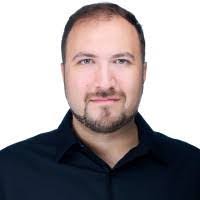 Steve Grinstead's Instagram, Twitter & Facebook