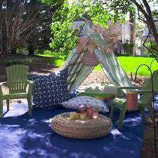 Verwandeln Sie Ihren Garten In Ein Camping Wunderland Fur Kinder Mit Diesen Diy Projekte Kids Backyard Fun Cool Diy Projects Backyard Fun