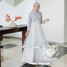 Baju pesta tidak selalu memiliki desain yang mewah dan glamour. 35 Model Gaun Pesta Untuk Wanita Hijab Yang Wajib Dimiliki Updated 2021 Bukareview