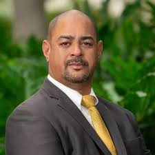 Kenneth Bethel's Instagram, Twitter & Facebook