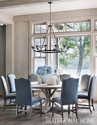 The 15 Most Beautiful Dining Rooms On Pinterest Traditional Dining Room Round Dining Table Transiti Beautiful Dining Rooms Elegant Dining Room Dining Room Cozy
