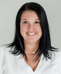 STEPHANIE DUFOUR real estate broker in Saint-Constant