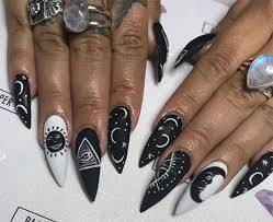 The most common black acrylic nails material is plastic. Halloween Acrylic Nails Art Ideas 2020 Fabulous Nail Art Designs