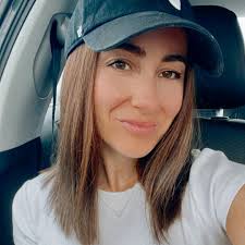 This mother cat runs five times into aflame building to save all her  kittens... Mothers love is truly unconditional and full of sacrifices 🙏