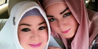 Transformasi Juwita Bahar, Si `Shy Shy Cat` yang Makin Cantik