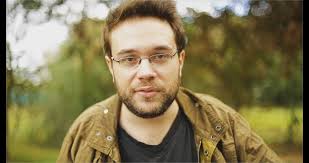 Antoine Daniel : le terme YouTubeur ? "Il faudrait arrêter de l'utiliser"