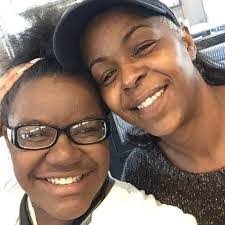 Elsie Terrell's Instagram, Twitter & Facebook