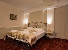 Restaurantul hotel otopeni este situat la parterul hotelului, avand o capacitate de 60 persoane. Cele Mai Bune 10 Hoteluri Din Otopeni PreÈ›uri De La 143 Lei