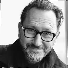 Bruce Paynter's Instagram, Twitter & Facebook