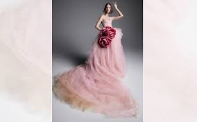 Renowned Fashion Designer Vera Wang You I Take a quiz to find out. renowned fashion designer vera wang