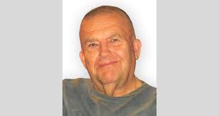 Erik Brandon's Instagram, Twitter & Facebook