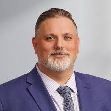 Lindsay Hesketh's Instagram, Twitter & Facebook