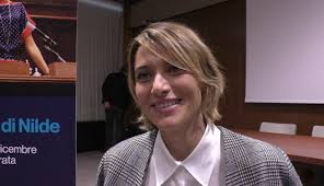 Ecco cos'è andato in onda ieri sera, domenica 20 giugno, sulle reti tv italiane: Storia Di Nilde Videointerviste A Anna Foglietta Francesco Colella Astrid Meloni