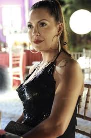 Confira aqui como mudou o visual das celebridades que adotaram os cabelos curtíssimos Avenida Brasil Fabiula Nascimento Esta Indignada Com As Atitudes De Olenka Telinha Extra Online