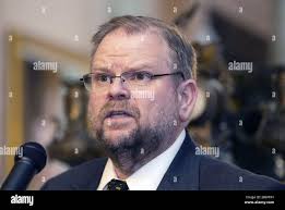 Bill whittaker hi-res stock photography and images