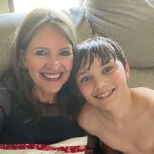 Jill Mckee (@jill.mckee.56) • Facebook, Connect with friends