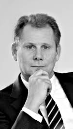 HSBC Trinkaus & Burkhardt 2009 Annual Report