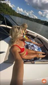 Lindsaybercosky Nude OnlyFans Leaks - Photo 3185560 - Fapopedia