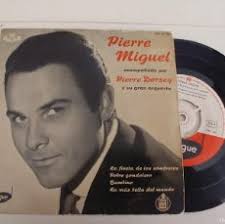 EP vinyl records of French and Italian Songs