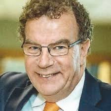 Humbled that I was bequeathed this wonderful Christmas present of a picture  of Boston Bruins legend Gerry Cheevers and “The Mask” by Bobby Farnham and  the crew of the Green and White