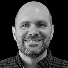 Hayley Weeks's Instagram, Twitter & Facebook