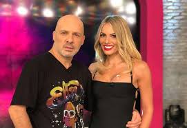 Πέννυ μπαλτατζή σε νίκο μουτσινά: Moytsinas Maleskoy Einai To Prwto Unfollow Gia To 2021 Olh H Alh8eia