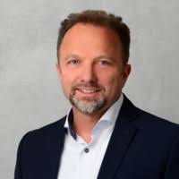 70+ Profile mit dem Suchbegriff „Henninger“