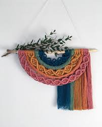 13 9k Likes 264 Comments Mona Naptimeknots On Instagram Here S A Splash Of Colour To Your Week Hope I Macrame Patterns Macrame Design Macrame Wall Art