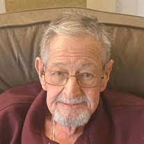 Julie Waite's Instagram, Twitter & Facebook